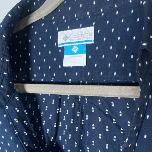Columbia Small PFG Shirt Button Down Casual Navy Lightweight Spring Summer Top S - Picture 7 of 9